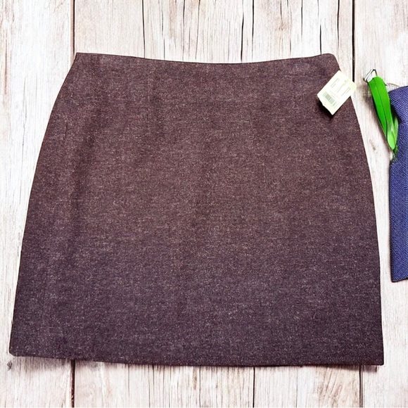 GAP Dresses & Skirts - GAP Women’s Wool Linen Blend Burgundy Mini Skirt ~ Size 8 ~ NWT
